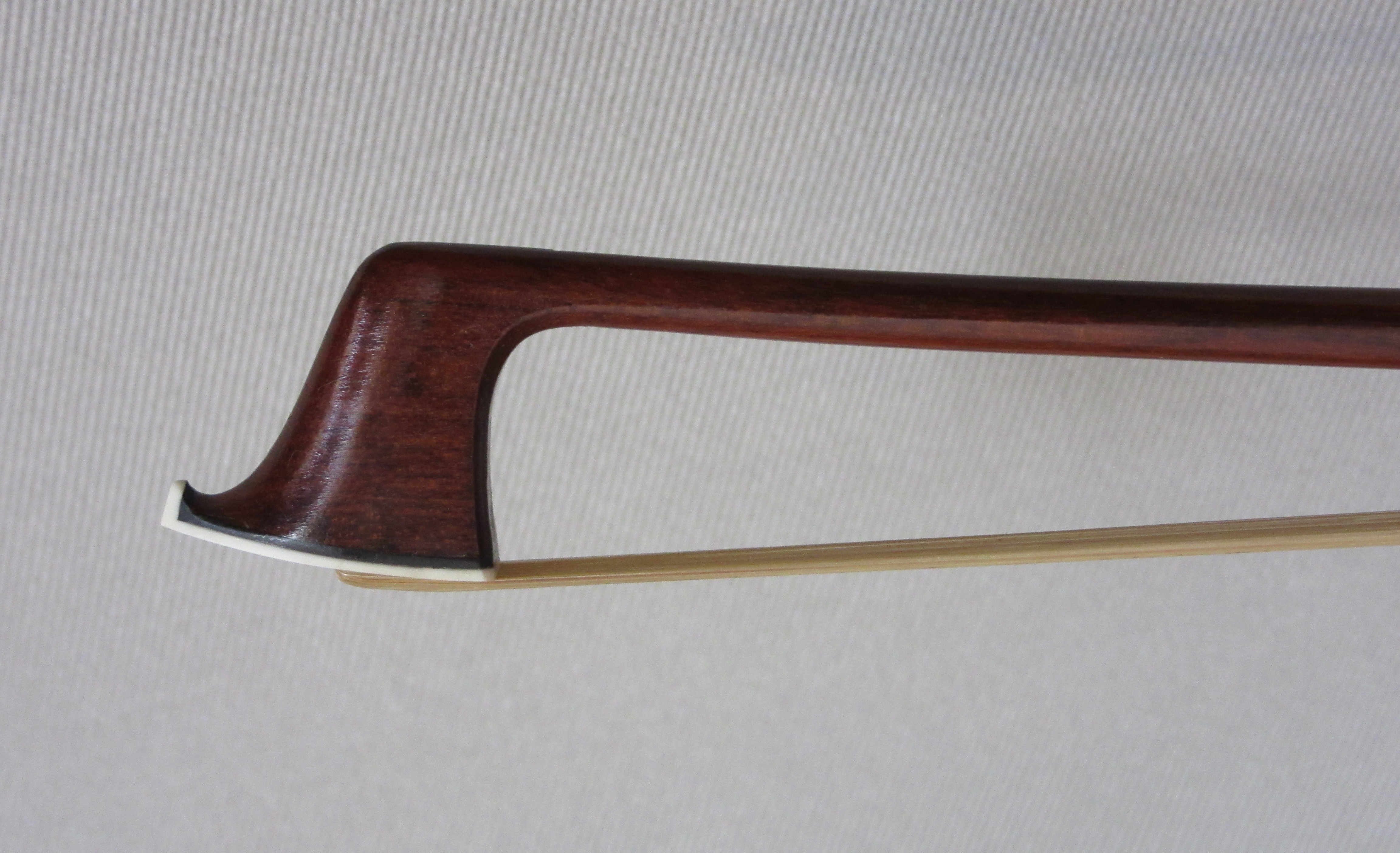 Archet ancien Mirecourt