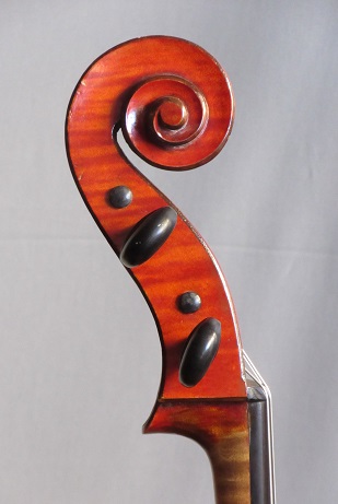 Violoncelle Mirecourt environ 1900 volute