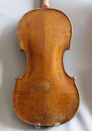 Violon t�te de chim�re.