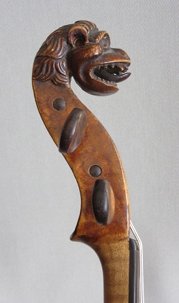 Violon t�te de chim�re.